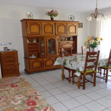 Apartmán F3 Avec Garage Et Loggia, 4 Couchages, Proche Thermes Et Centre-ville, Amelie-les-bains - Fr-1-703-147 *